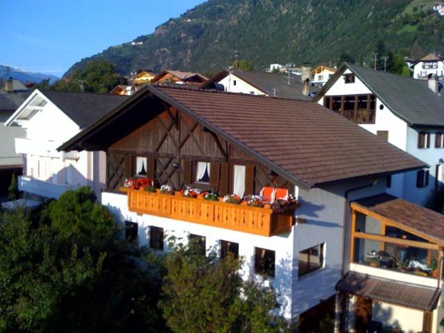 Ferienwohnungen Schweitzer Parcines Ngoại thất bức ảnh